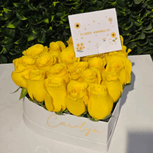 Box corazón de rosas amarillas